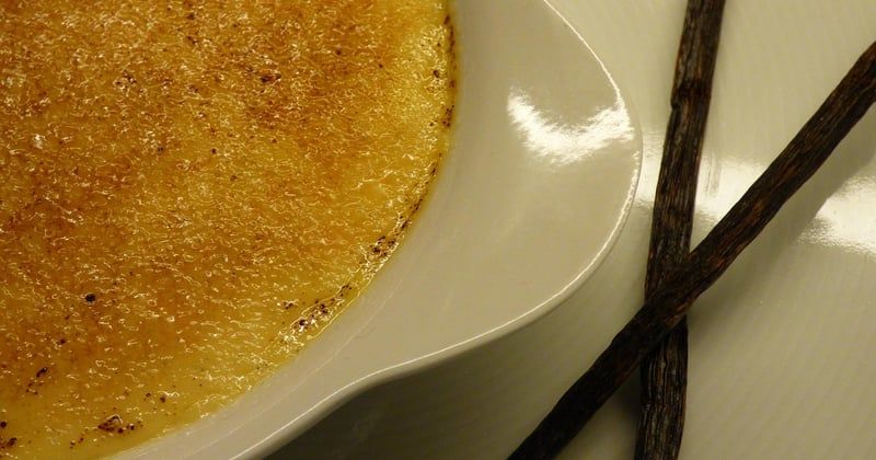 La recette infaillible pour une crème brûlée parfaite à la vanille
