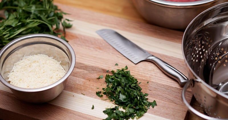 Ustensiles cuisine guide pratique : l'essentiel pour bien s'équiper
